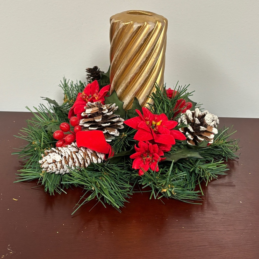 Vintage Candle Ring Christmas Centrepiece Faux Poinsettias Pine Cones Holly